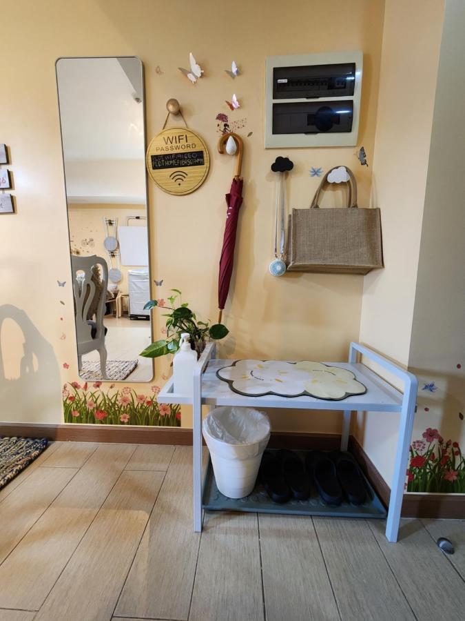 Spacious Cozy Suite At The Venice Mall With Free Parking And Washing Machine (Adults Only) Taguig Ngoại thất bức ảnh