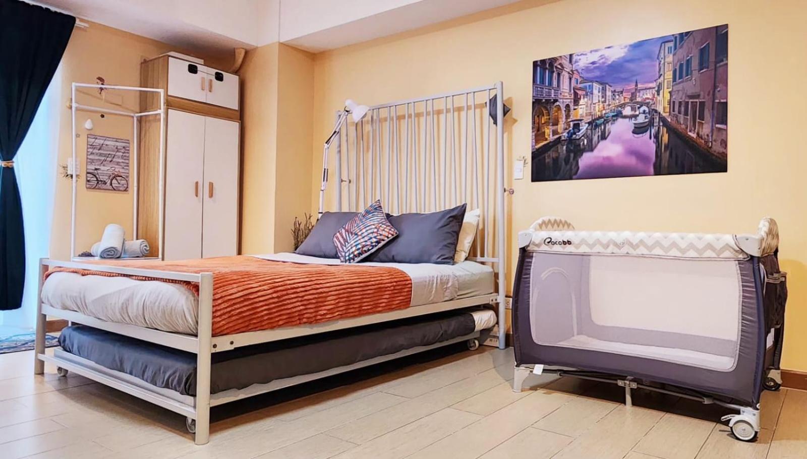 Spacious Cozy Suite At The Venice Mall With Free Parking And Washing Machine (Adults Only) Taguig Ngoại thất bức ảnh
