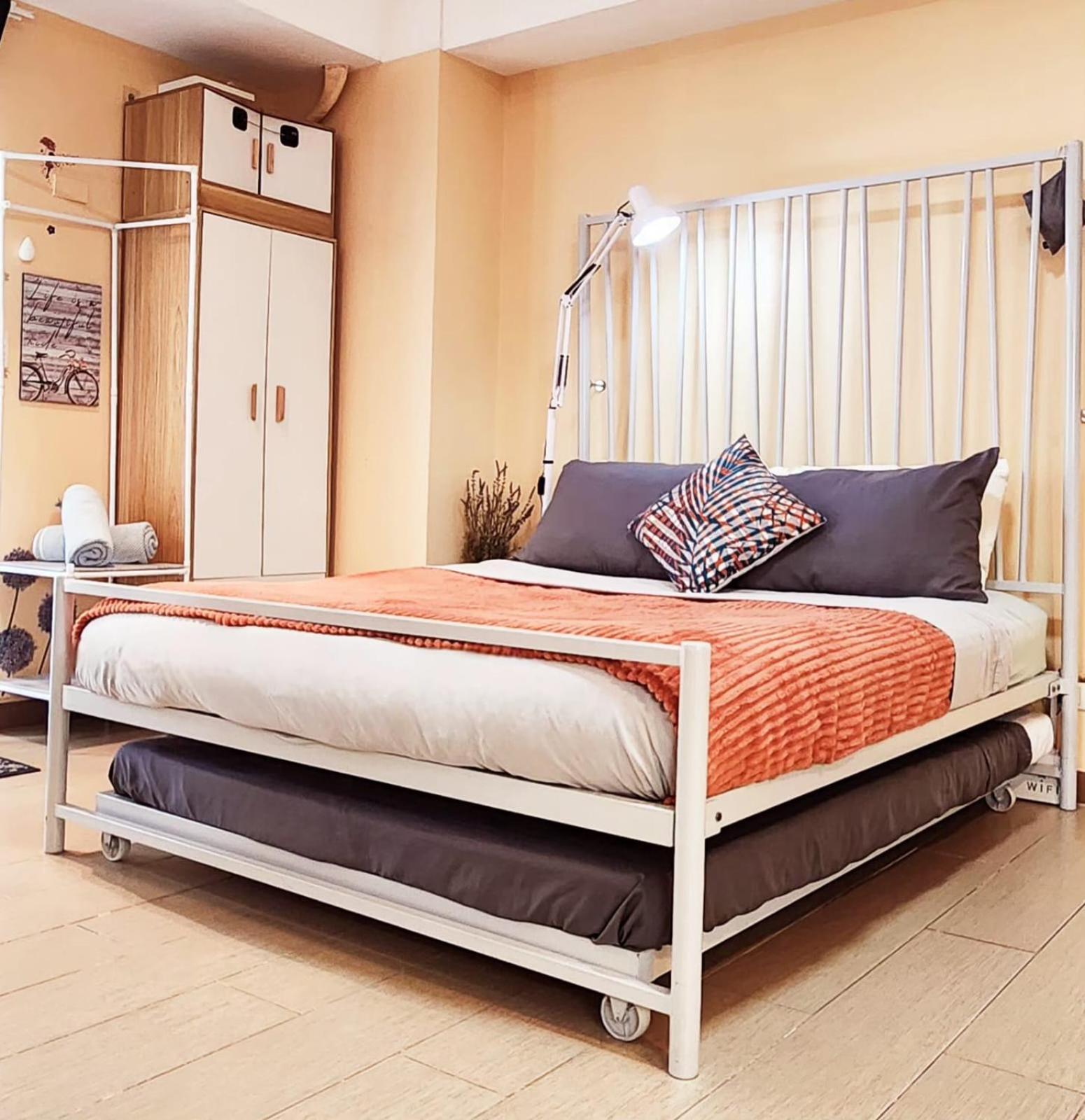 Spacious Cozy Suite At The Venice Mall With Free Parking And Washing Machine (Adults Only) Taguig Ngoại thất bức ảnh